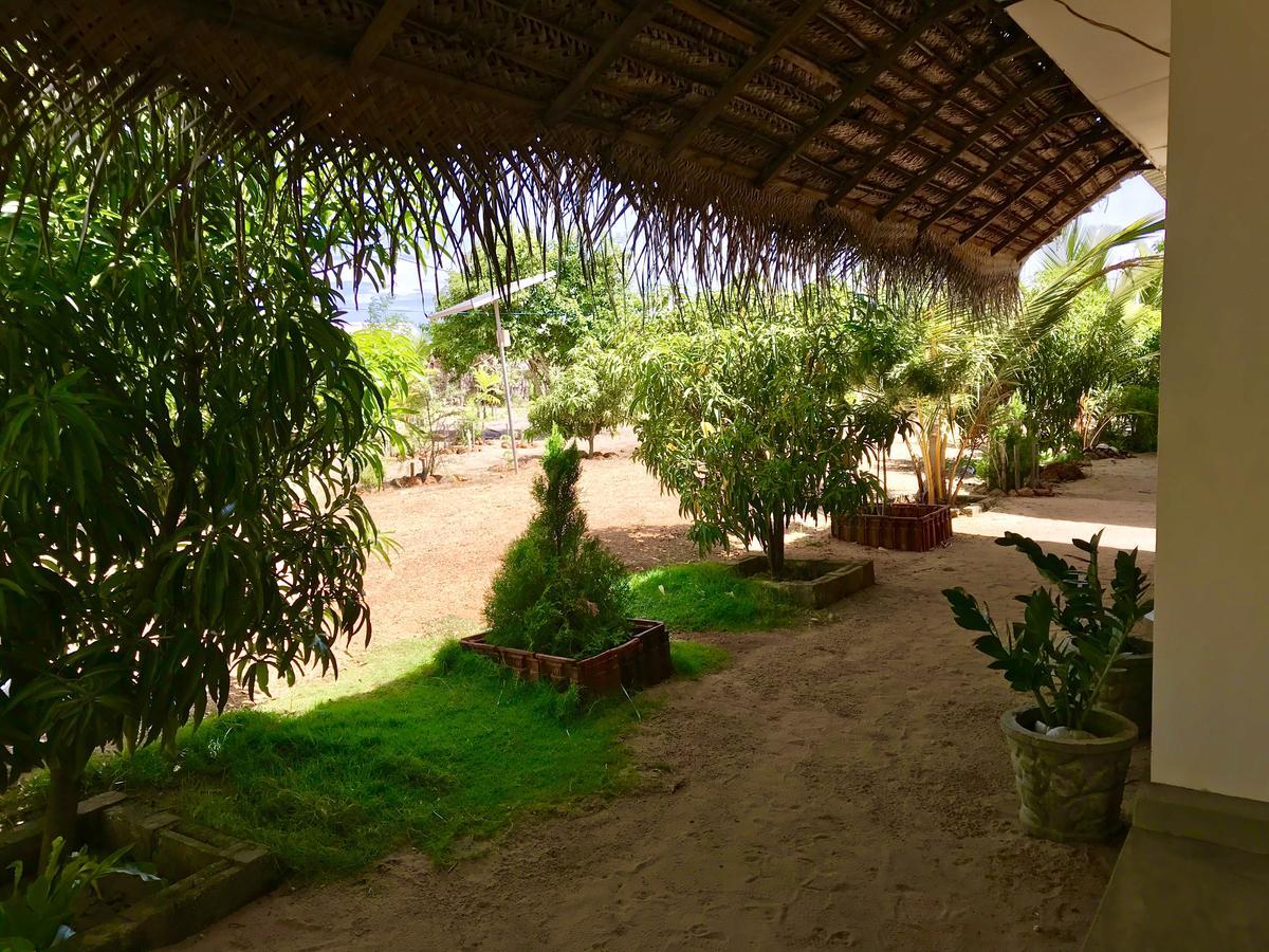 Starfish Beach Bungalows อารูกัมเบย์ ภายนอก รูปภาพ